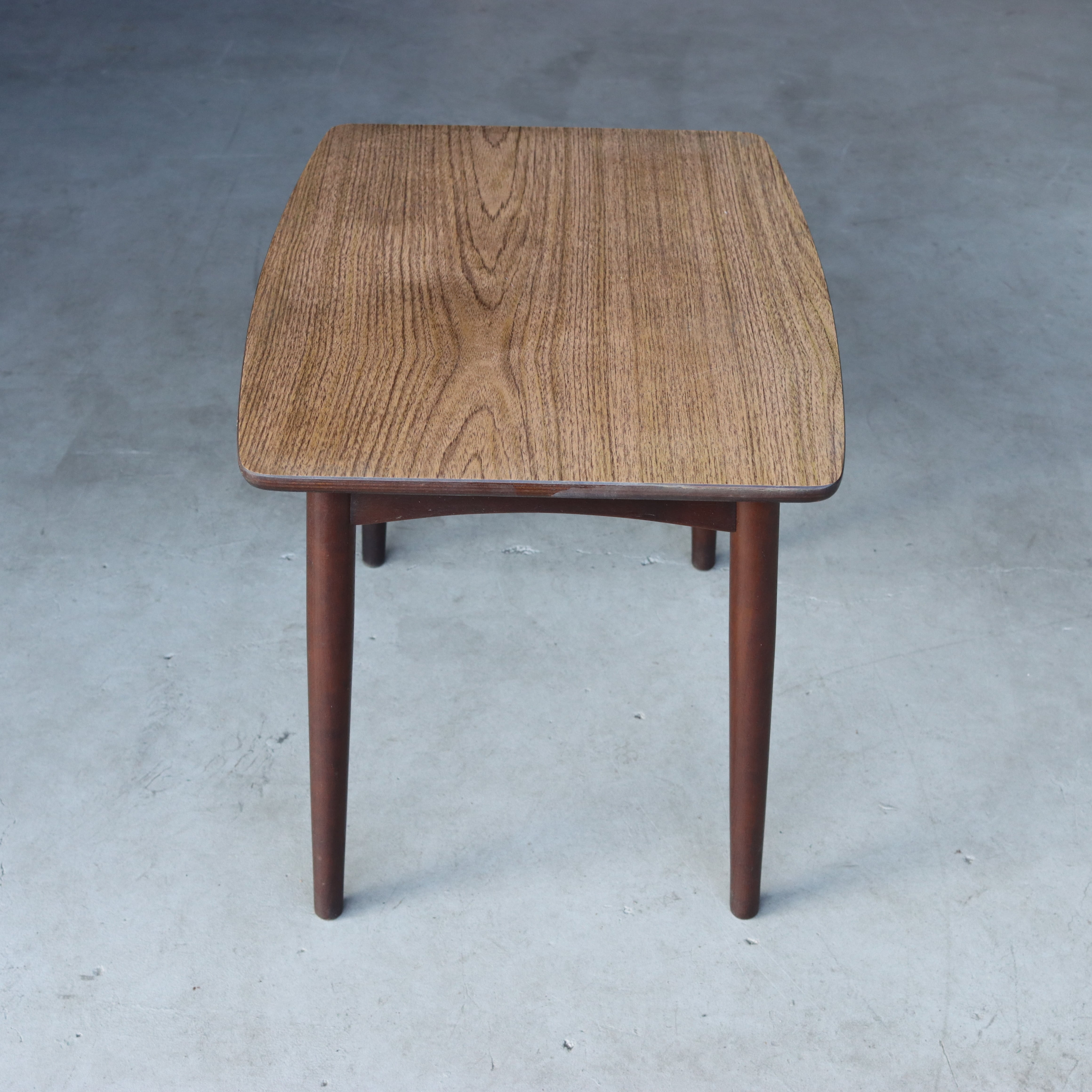 Retro Side Table オールドキツツキのサイドテーブル | clapp vintage