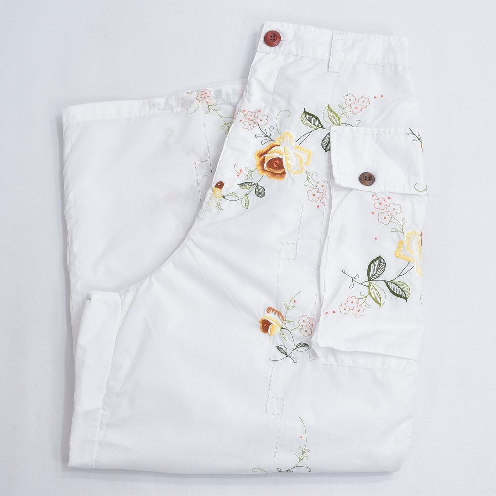 Remakeリメイク 再構築 パッチワーク&フラワー刺繍 デザイン ワイドシルエット コットン カーゴパンツ バギー ホワイト 古着 裏地付き レディース W69~84cm