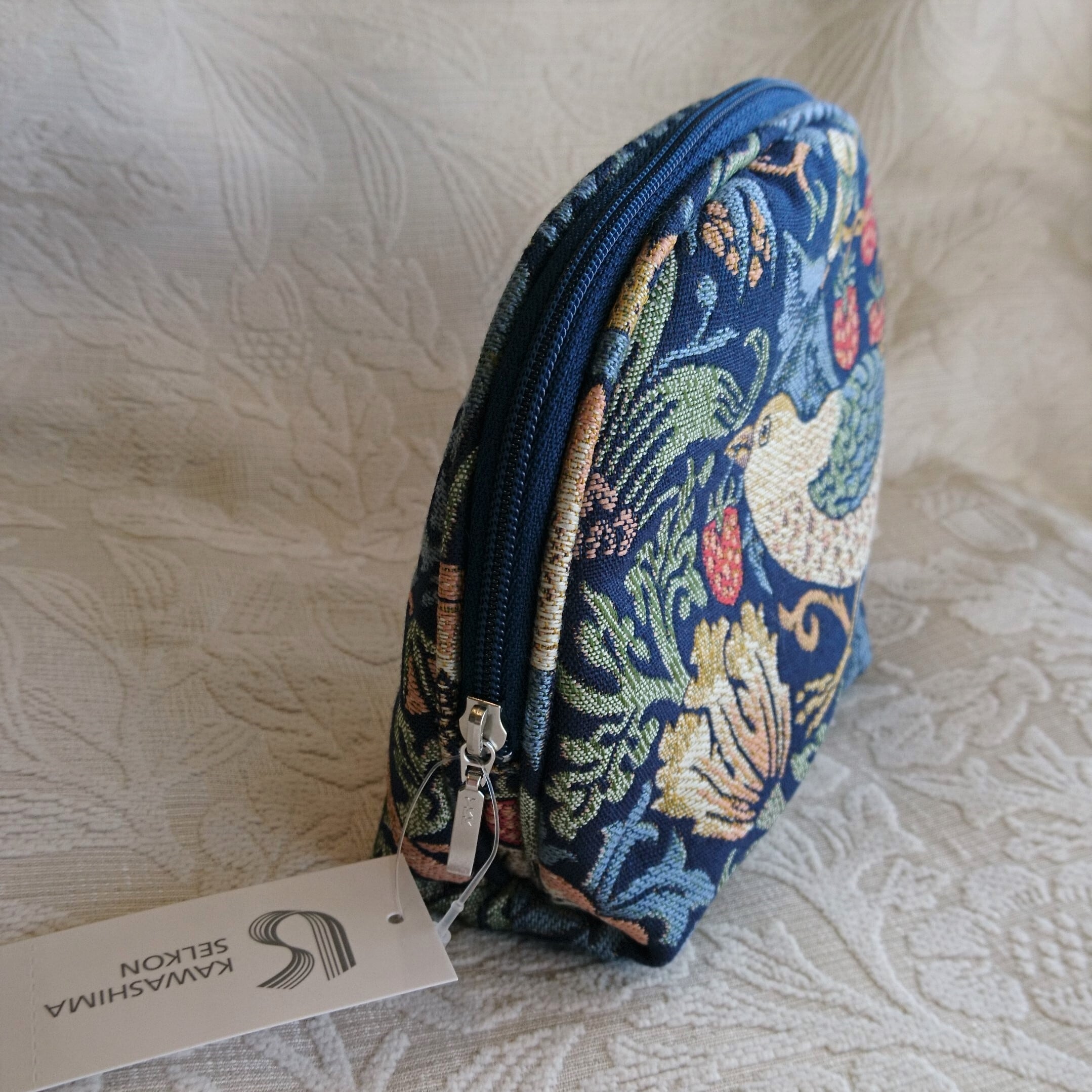 ウィリアム・モリス／いちご泥棒 シェルポーチ | NESTカーテン