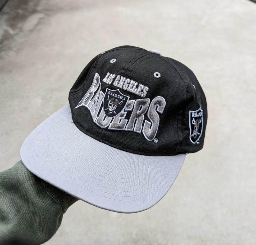 90's RAIDERS NFLキャップ 2点セット 90s NFL RAIDERS ロゴ刺繍 キャップ 黒 - Sixpacjoe Web Shop
