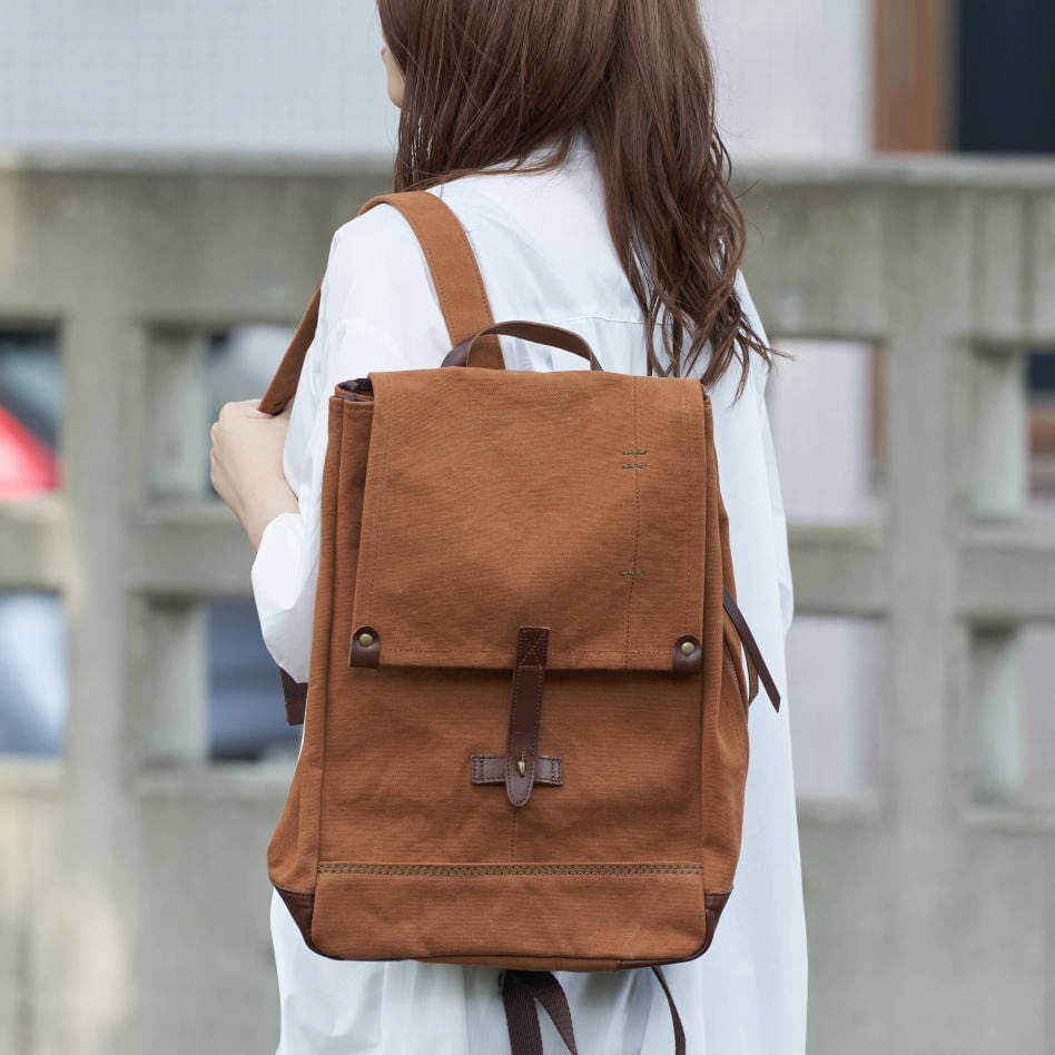 美品✨ レナ 豊岡 リュック 肩掛け 大容量 A4サイズ ネイビー 美品✨ レナ