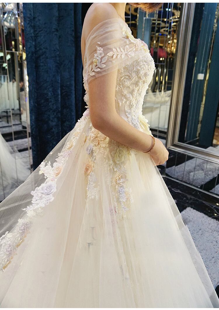 ウエディングドレス 花刺繍 トレーン | Cinderelladress