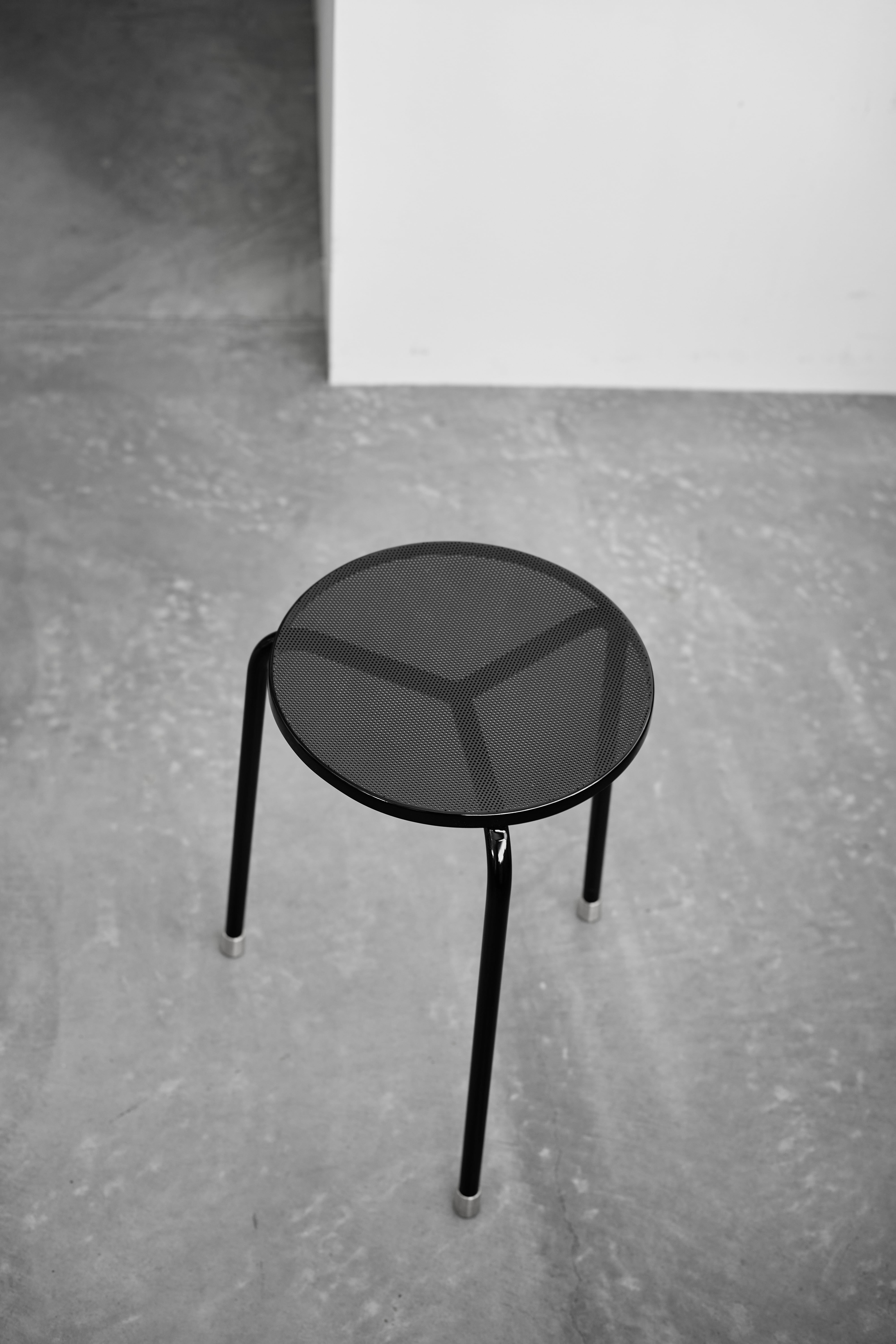 PUNCHING STOOL- BLACK | kitaworks