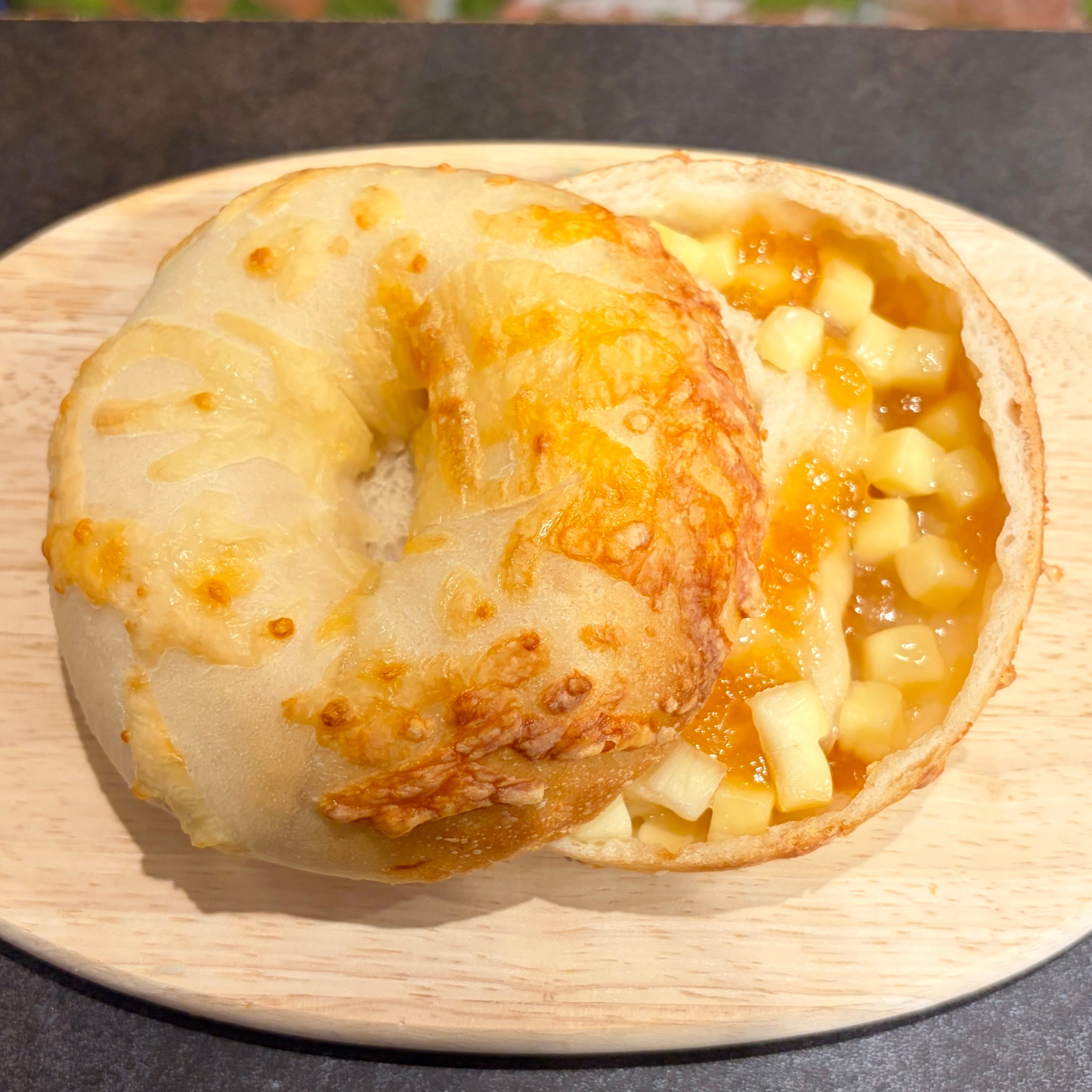TAKUMI BAGEL