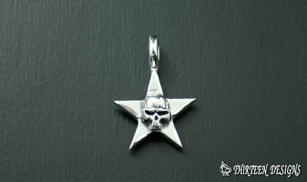 THIRTEENDESIGNS サーティーンデザインズ KP-18 SKULL PICK PENDANT