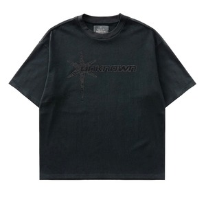 【UNKNOWN LONDON】BLACK TONAL STAR UNKNOWN LOGO RHINESTONE SS TEE