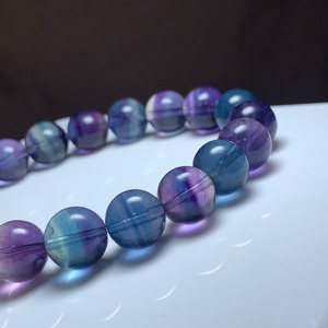 23.透明度高☆美グラデーションフローライト・ブレスレット