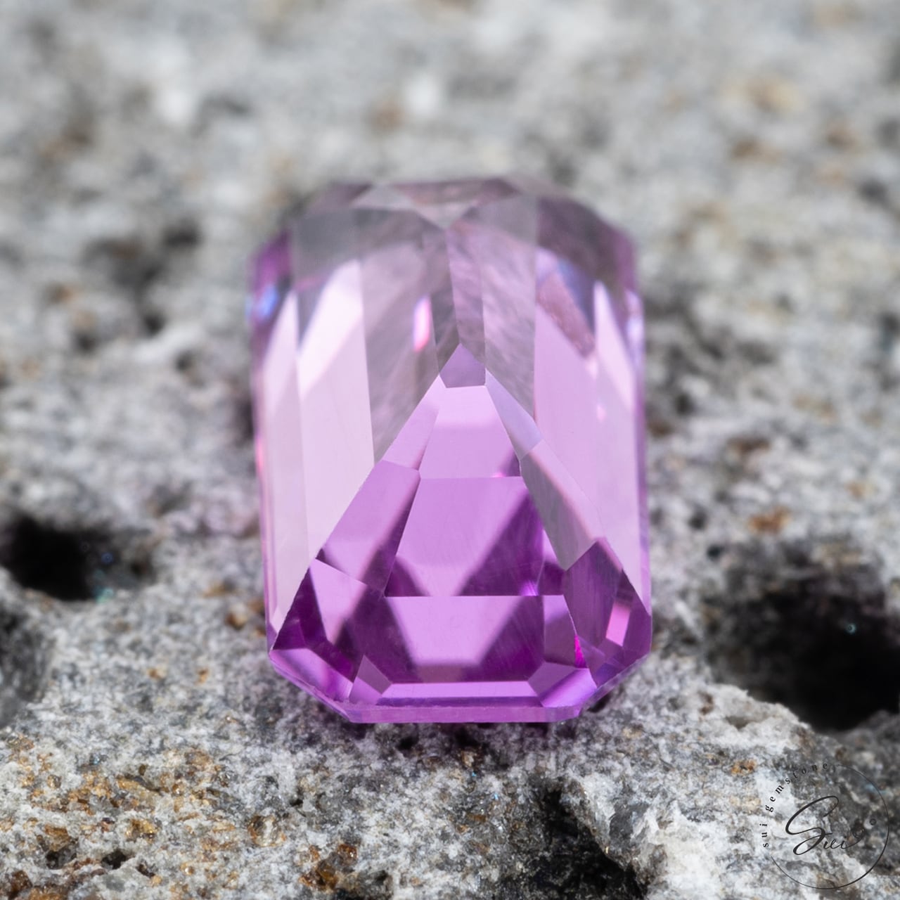 天然【非加熱】サファイア・パープリッシュピンク 0.78ct GLC鑑別書