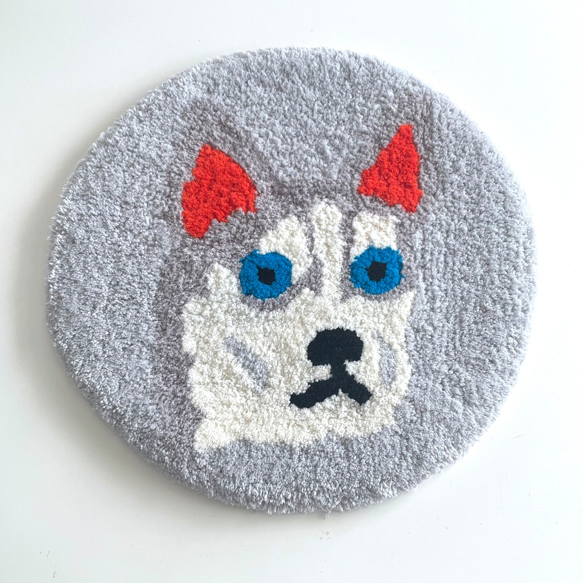 Chair Rug - Siberian Husky | monotuft