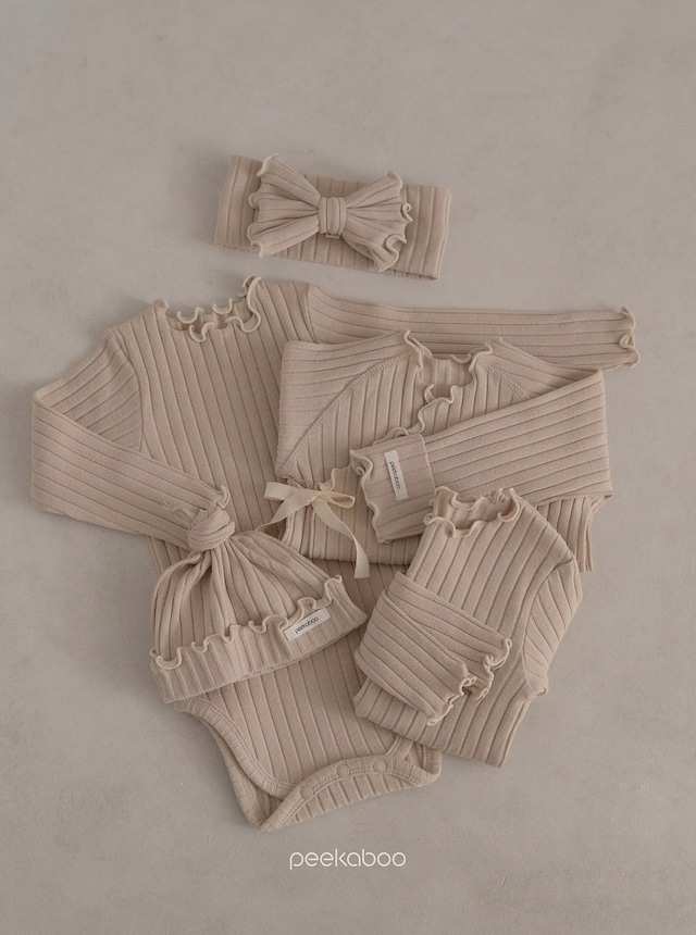 《即納》peekaboo ¨ riley newborn set