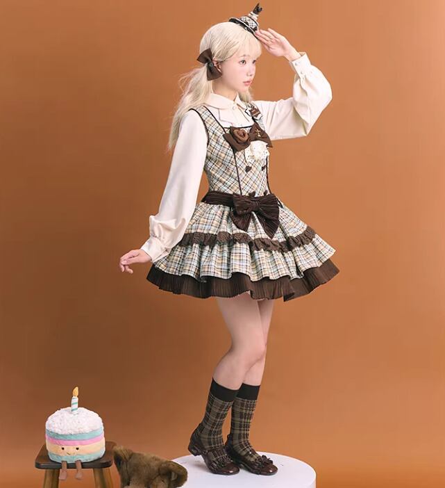 甘ロリ クラシカルロリータ クラロリ ジャンパースカート +ブローチ