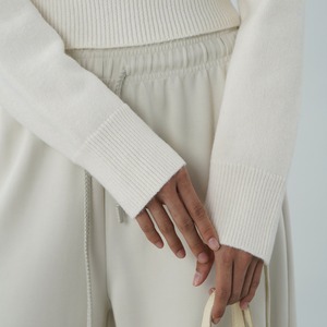 round neck short knit　J00074