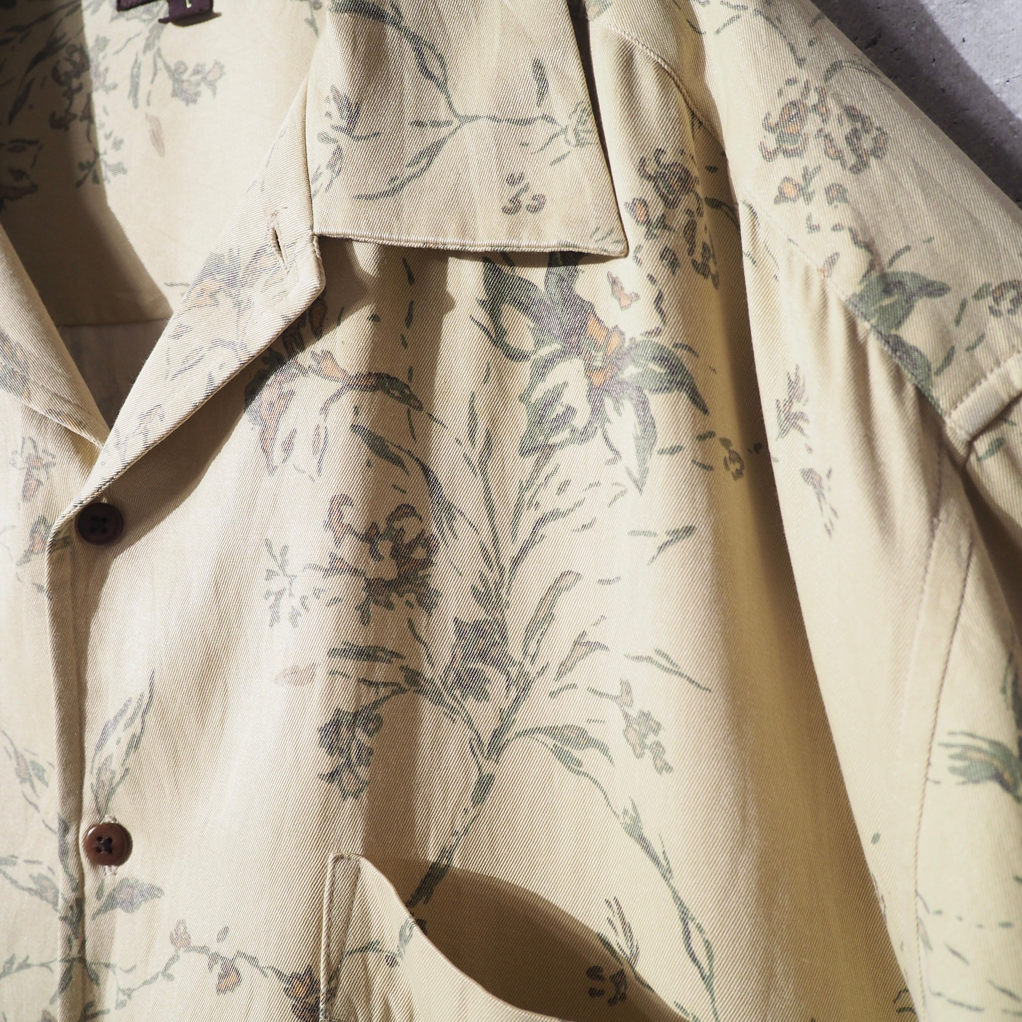 Beautiful fleeting Flower × Silk mix Open collar SS shirt