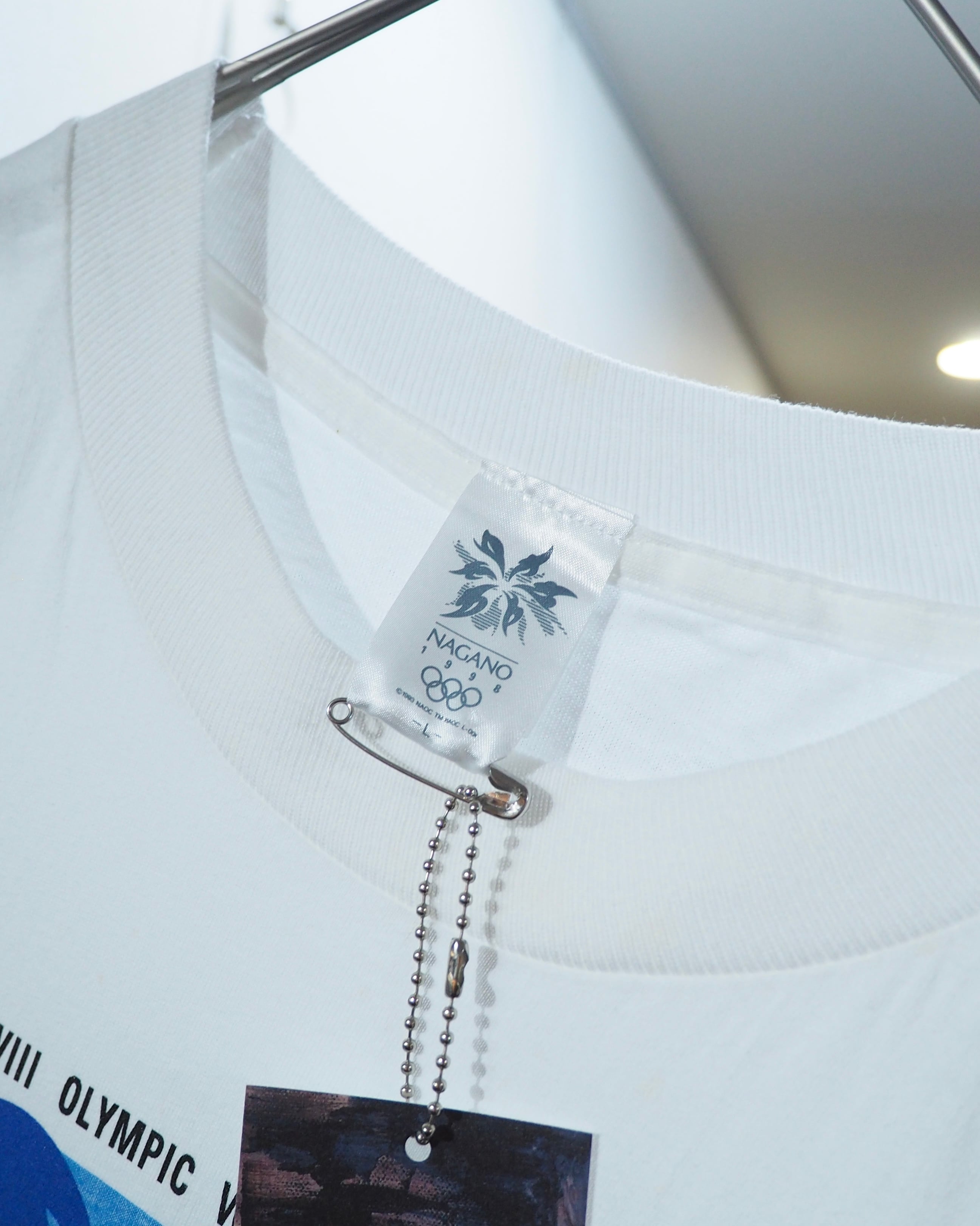 1990s " 珍品 - NAGANO Olympic " Graphic Printed vintage SS Tee