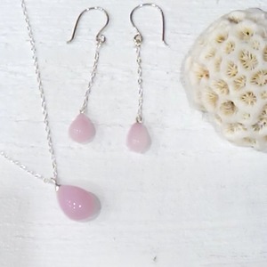 タイニードロップチェーンピアス＆ネックレス　Baby Pink