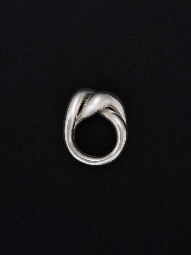 Interlocking Twist Ring