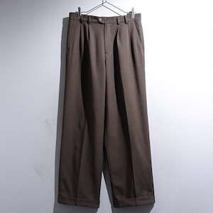 Brown 2-Tuck Wide Double