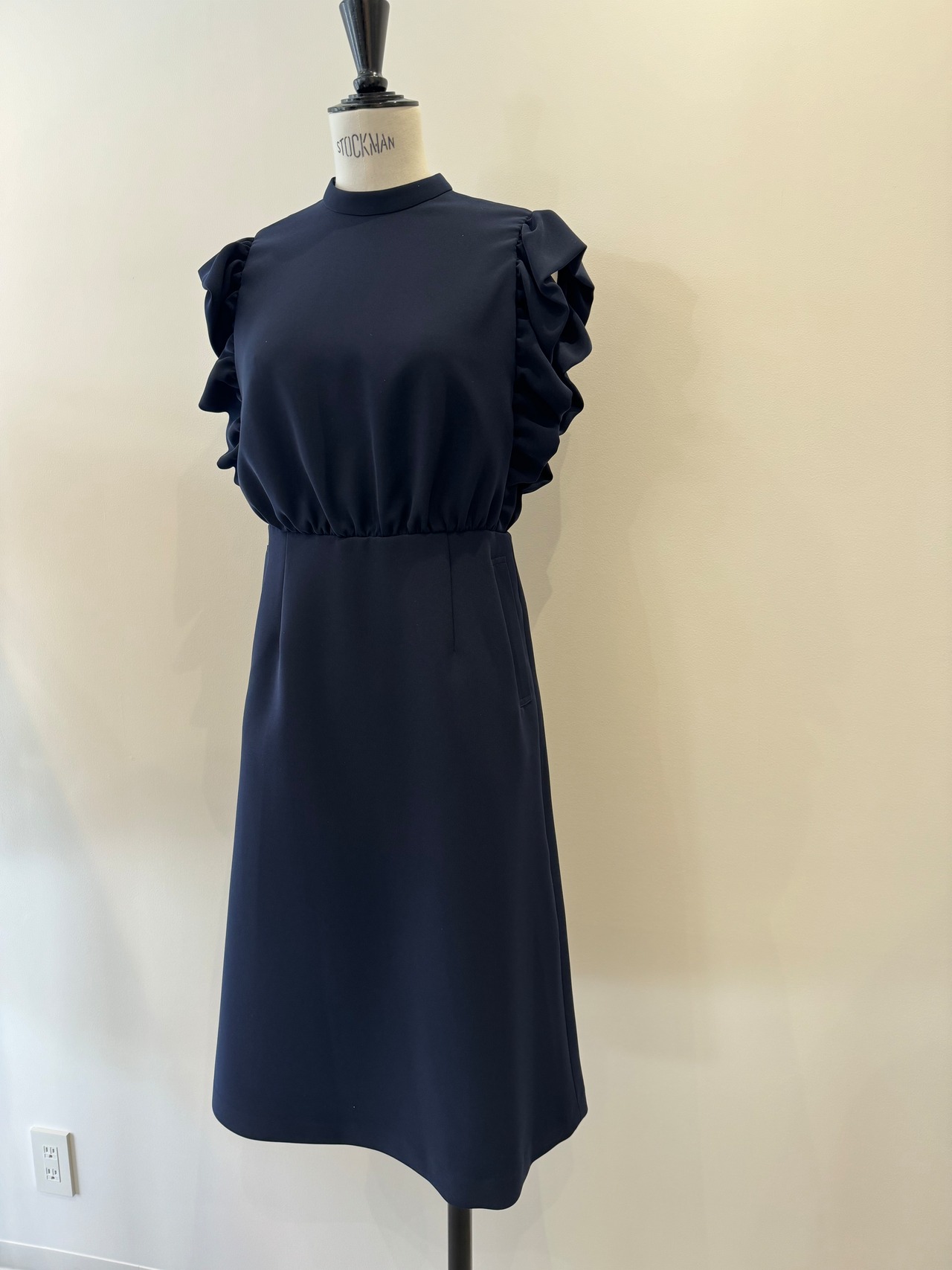 BORDERS at BALCONY 2色展開　BALLOON FRILL SLEEVE DRESS バルーンフリルスリーブドレス