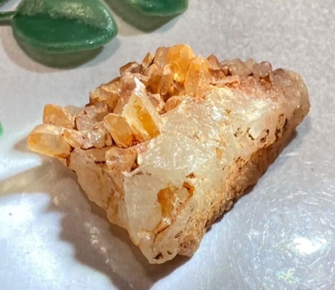 蜜柑の水晶 ✨タンジェリンクォーツ ラフストーン 原石 クラスター 
