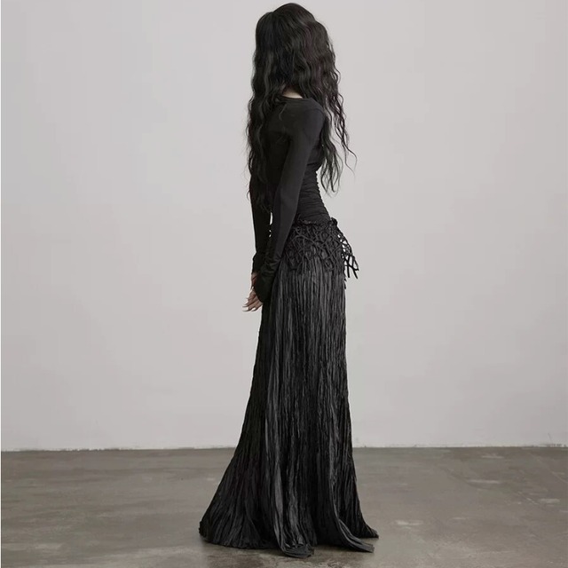 V-neck lace bead top C1264