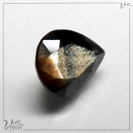 サファイア ゴールドシラー 0.57ct V840 | Verdelite（ベルデライト)