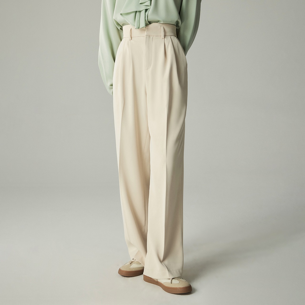 タックワイドストレート フルレングスパンツ H0025