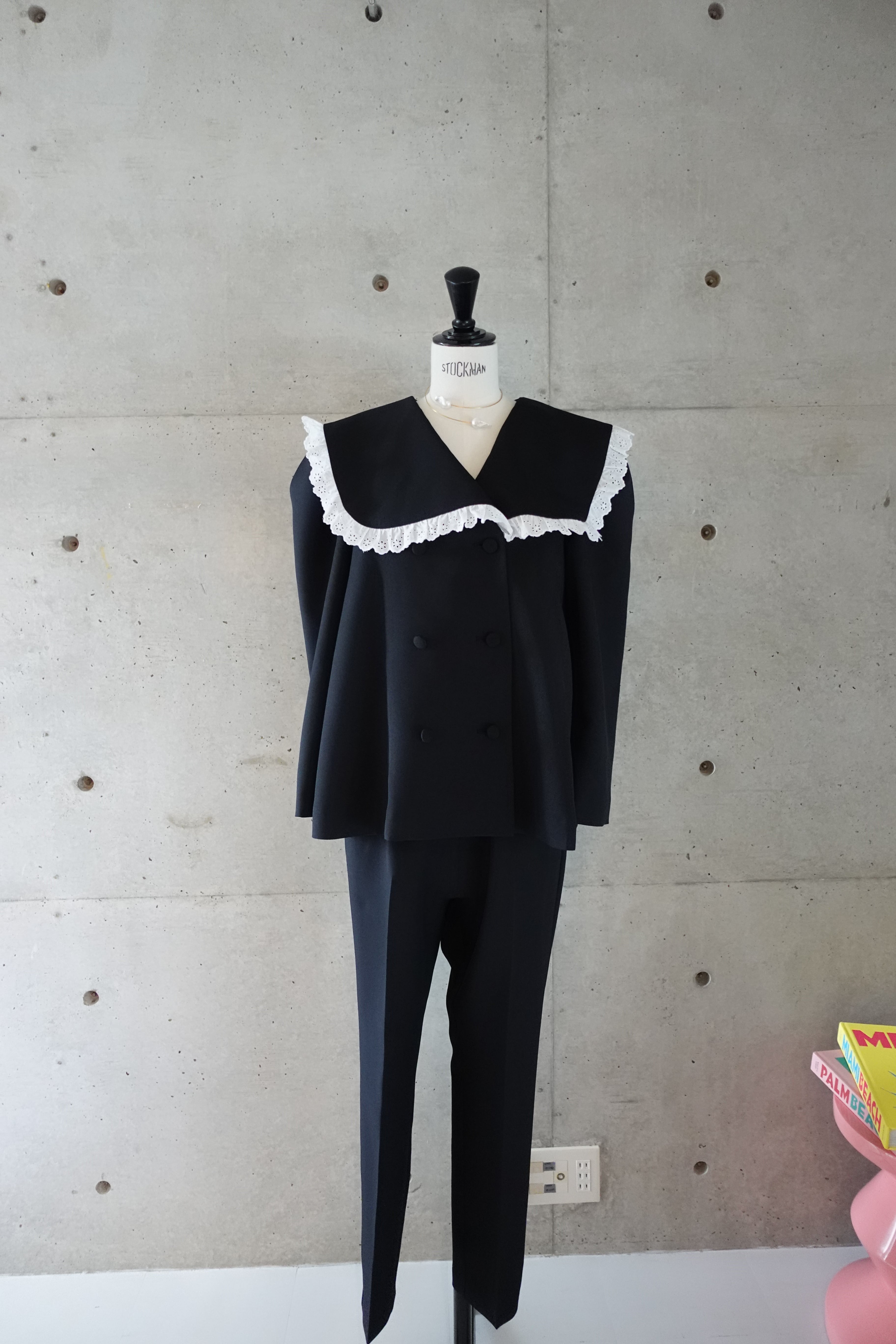 Center crease bottoms/Black | J.N.Hearts