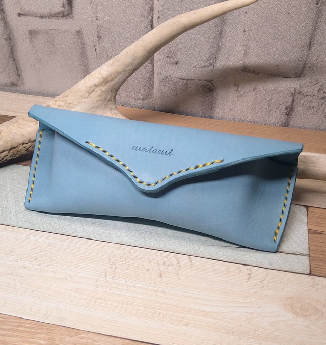 サドルレザーの眼鏡ケース