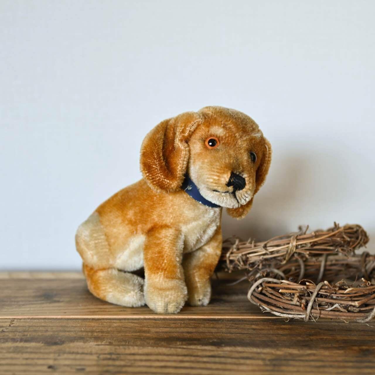 【 VINTAGE 】ちいさめイヌのぬいぐるみ Mサイズ |ヴィンテージ インテリア 雑貨屋