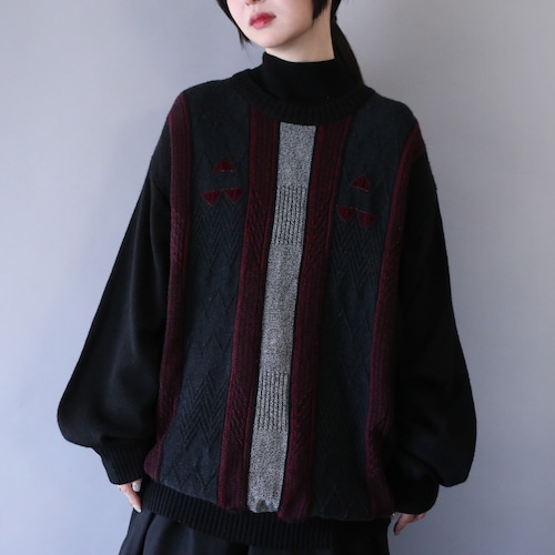 dark tone switching and fake suede patchwork design over silhouette sweater