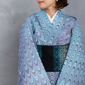 「ブラックパープル×オーシャンブルー」〜ピーコック柄〜セオアルファ〜浴衣・夏着物・単衣