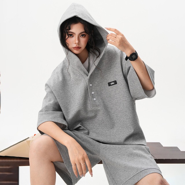 【Bwkaシリーズ】★セットアップ★ 3color トップス+短パン 2点セット ユニセックス 黒 灰 半袖