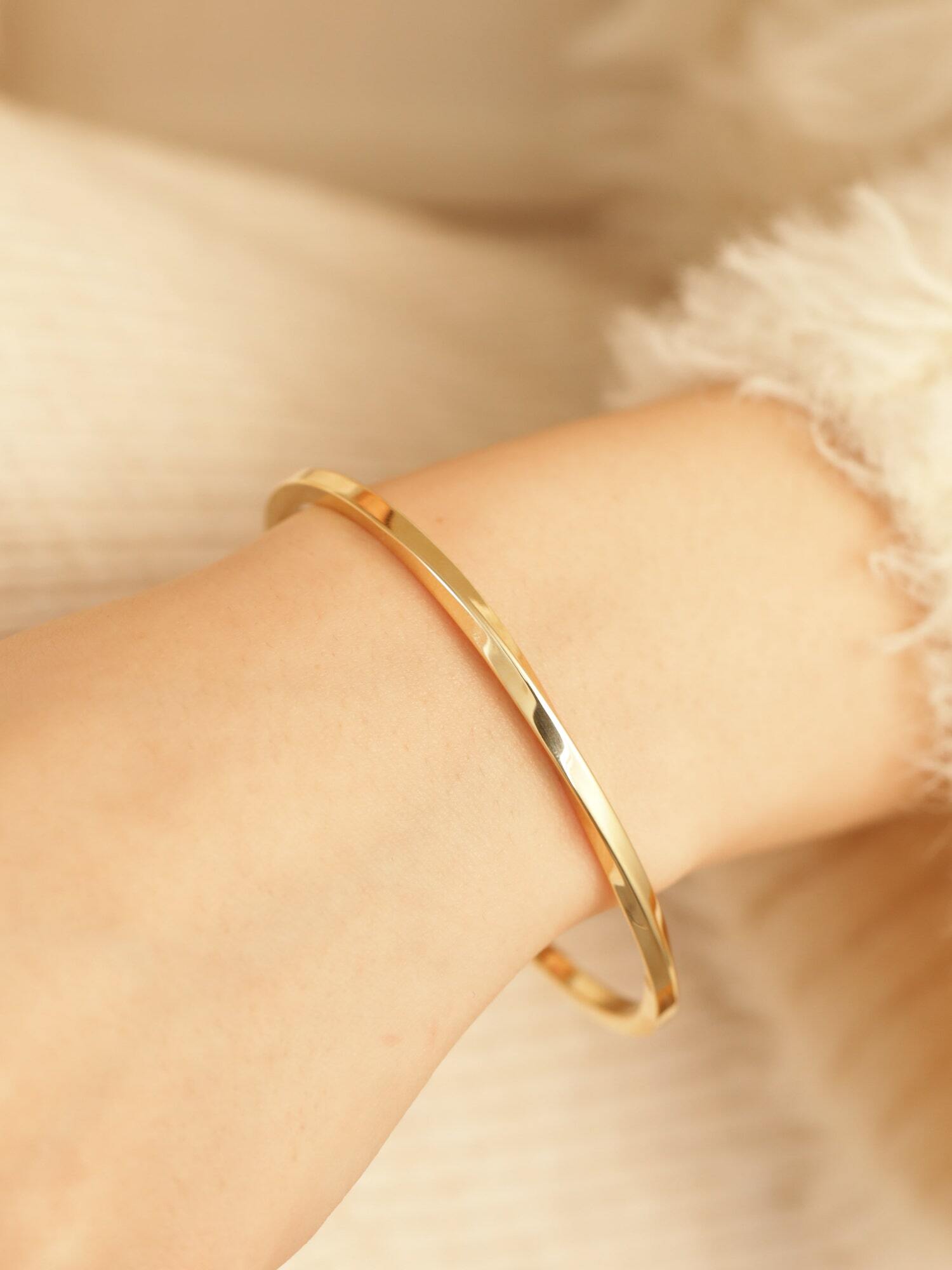 316L simple twist bangle #b19