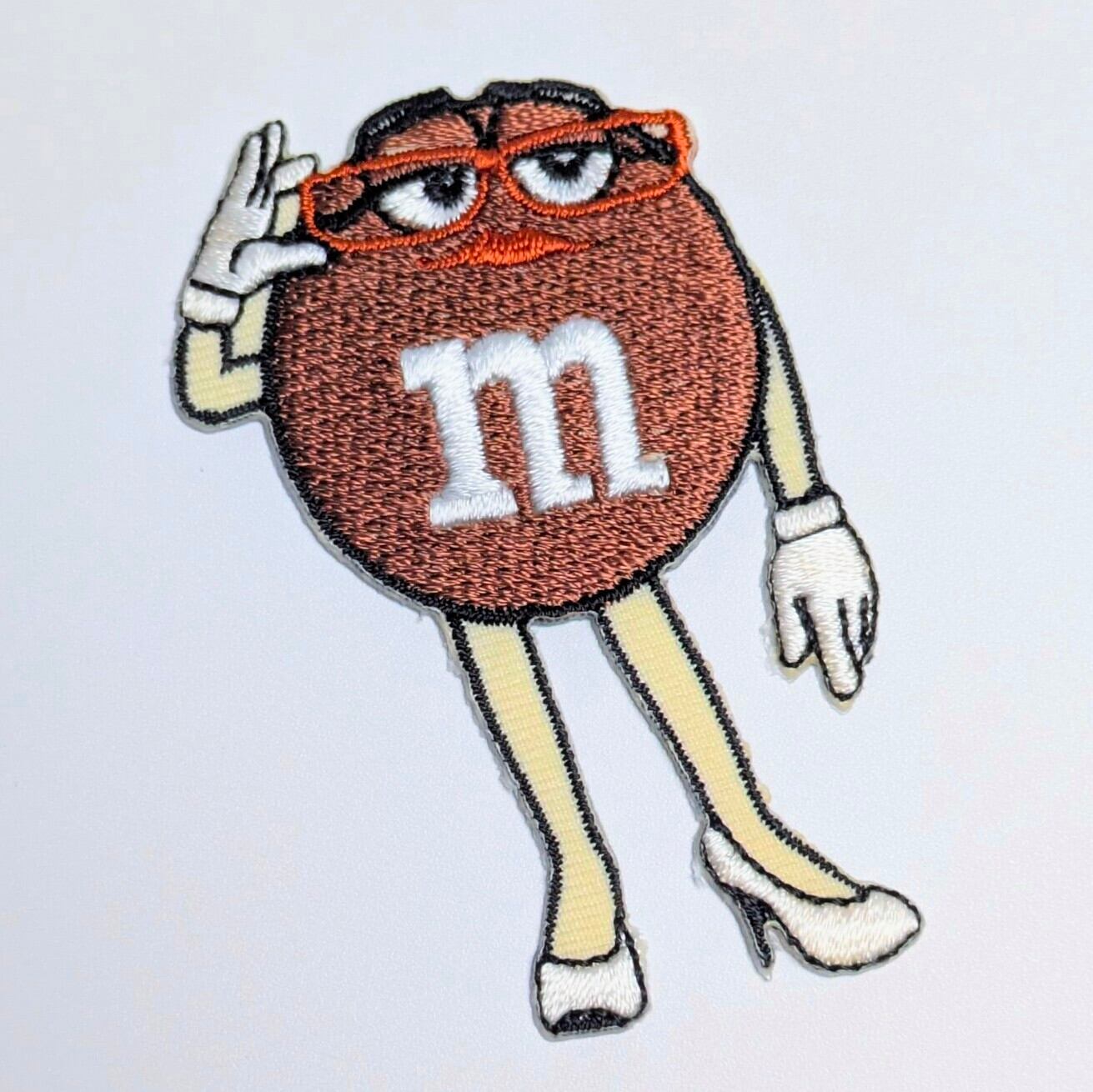 送料無料！ ★刺繍アイロンワッペン★【 M&M's ( エムアンドエムズ ) ブラウン 】 〚アメリカン雑貨 アメトイ〛