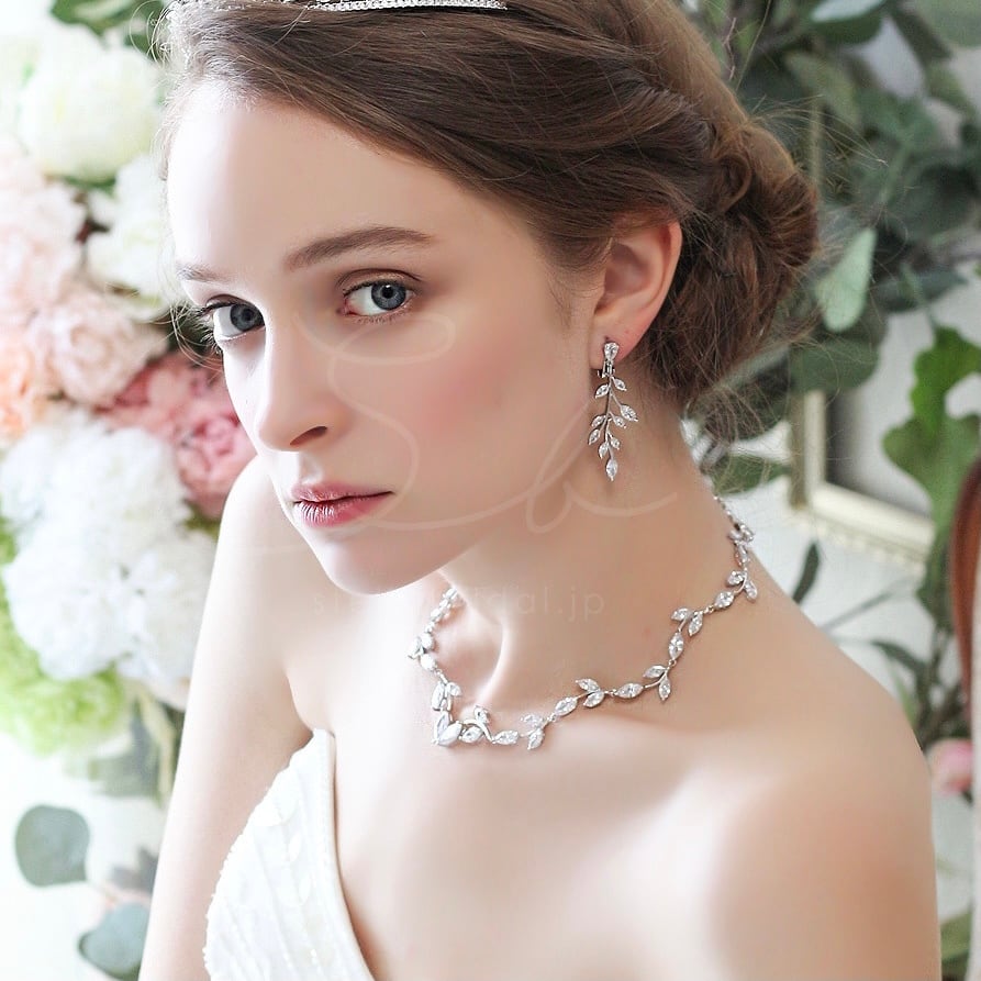 美品　STELLA BRIDAL ネックレス イヤリング セット Mサイズ