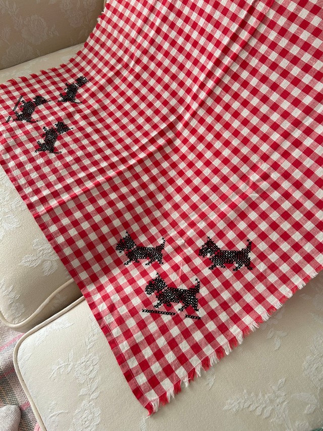 赤×白ギンガムチェックテーブルクロス　（C）