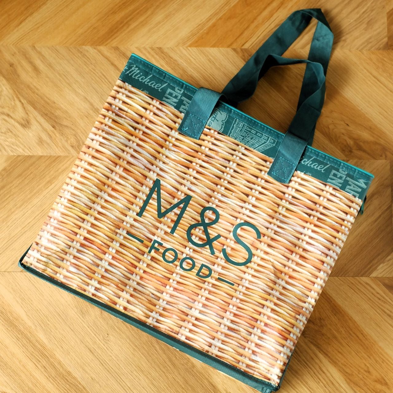 値下げ Marks&Spencer LONDON 保冷バッグ Large M&S]マークスアンドスペンサー・Medium insulated bag 保冷バッグ（大