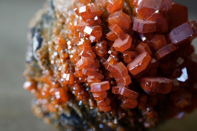 バナジナイト/バライト Vanadinite/Barite 2016