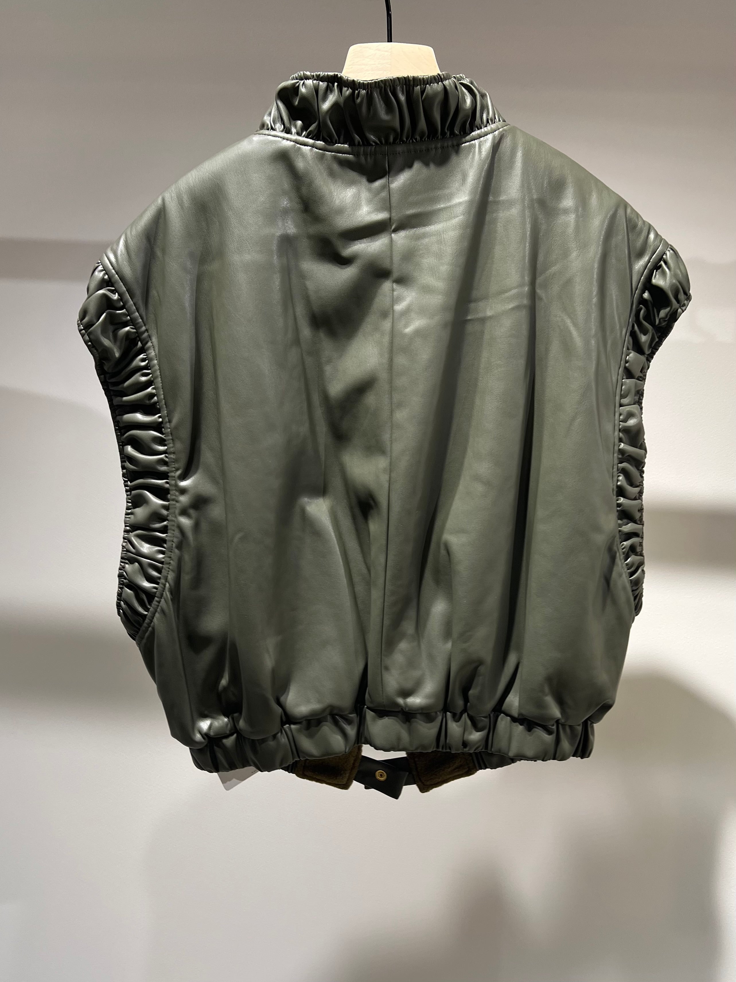 23AW再入荷】 FUNIE TANAKA フミエタナカ / GATHER VEST | TRENT 