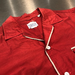 ⊕⊕ 1960'S COTTON RED SHIRT