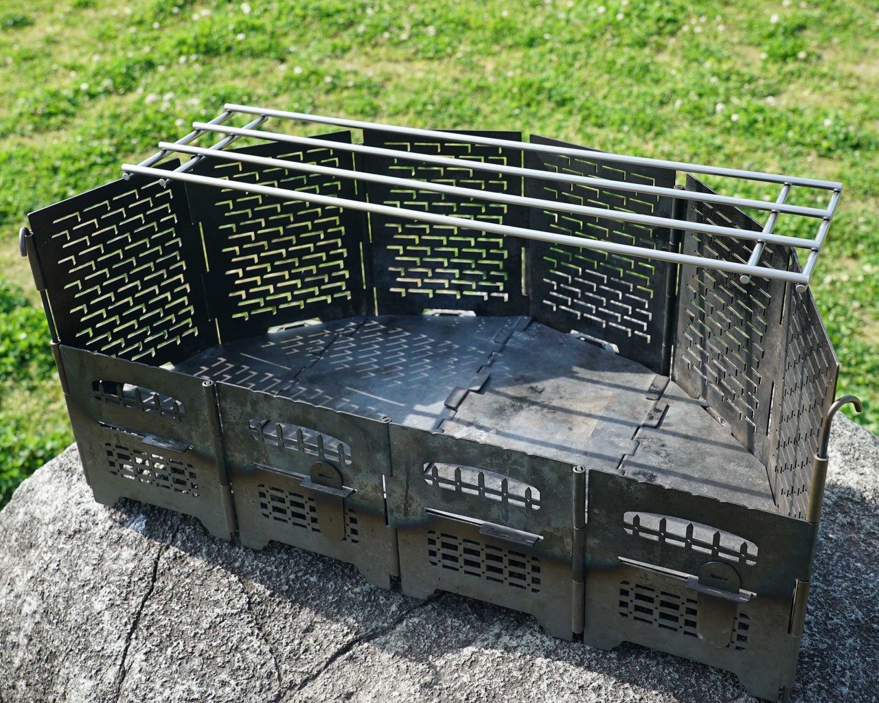 スノーピーク焚火台L対応　エンベリ座ベーシックロストル “LS”（ステンレス）