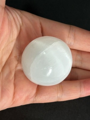 訳あり！セレナイト丸玉(スフィア)　約54g 約35mm