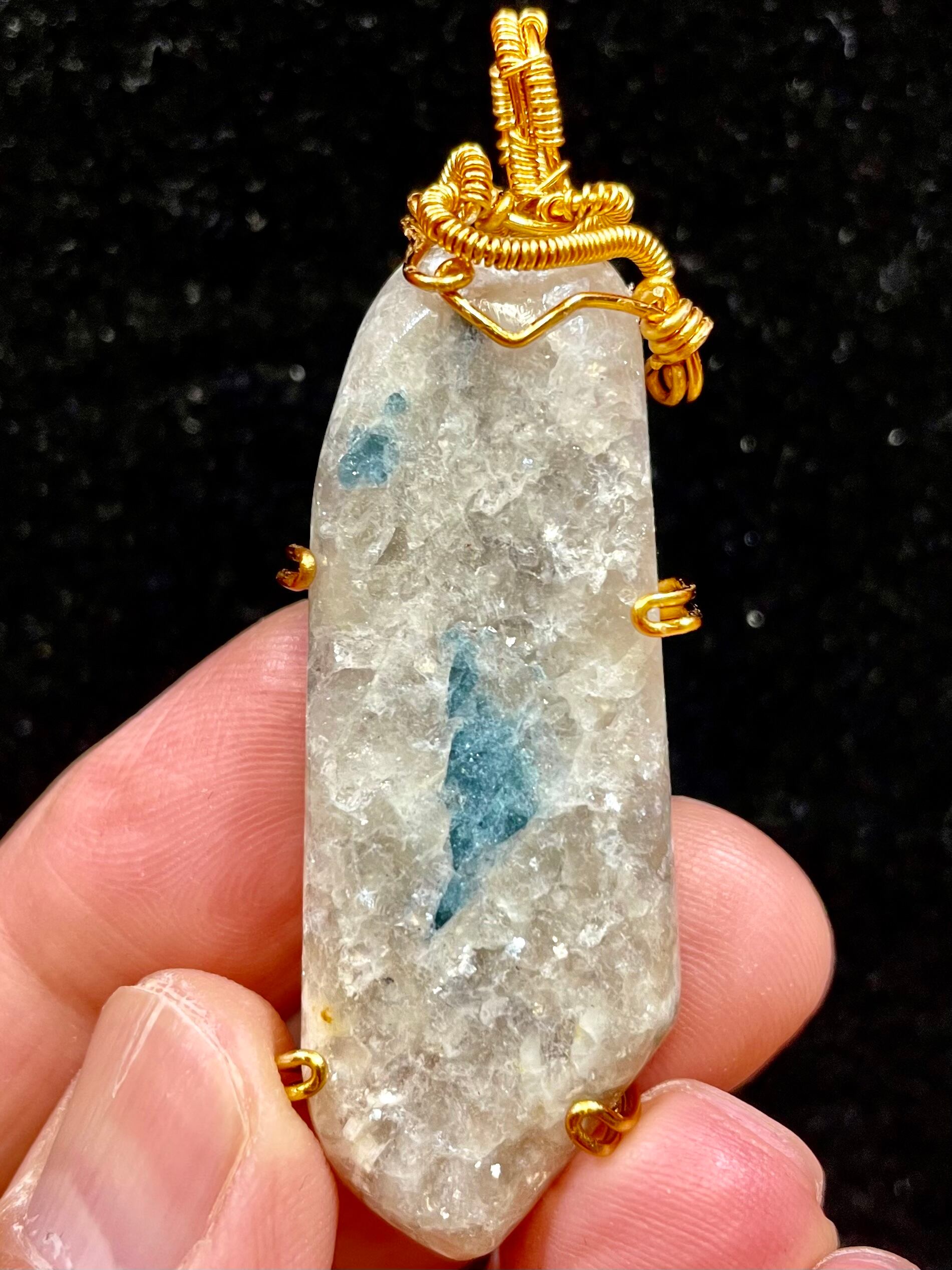 3) 採掘初期「ユーフォラライト44」ペンダントC