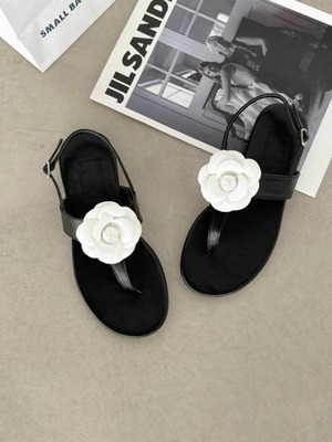 カメリアサンダル