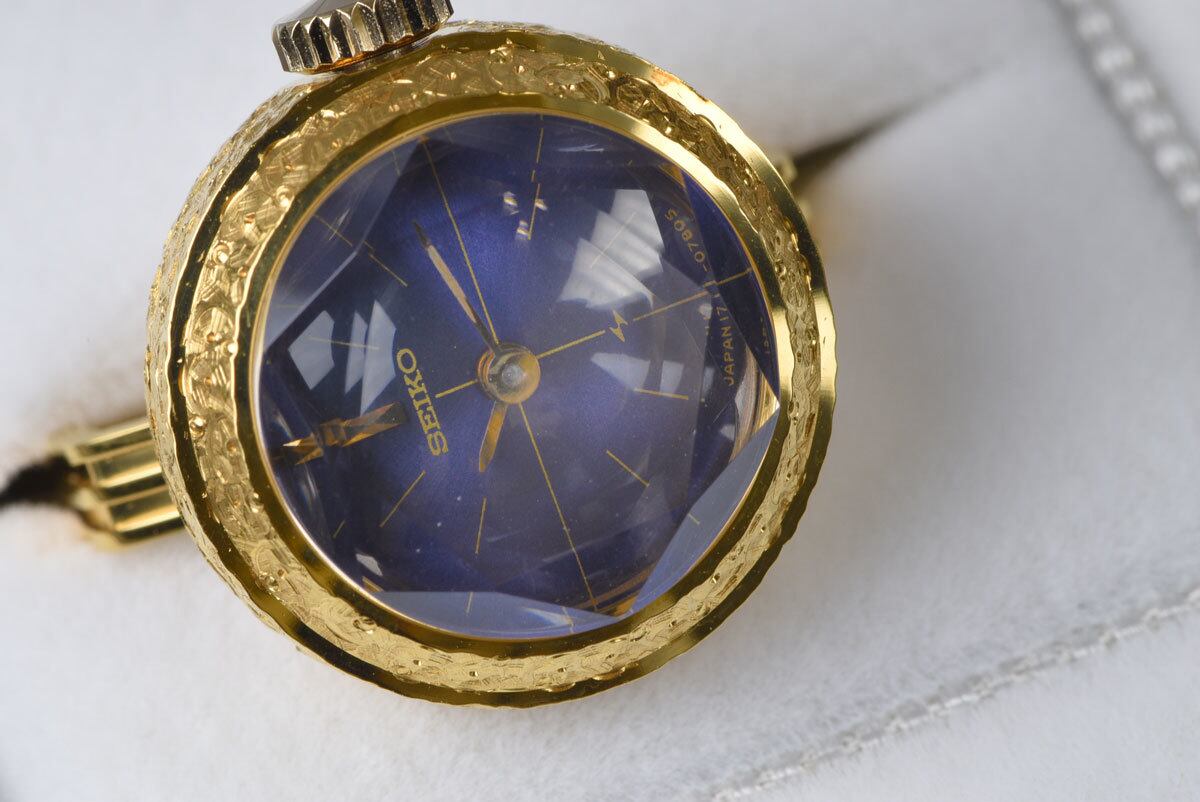 デッドストック　1976年製造　SEIKO 世界時計 TZ635B 置き時計 デッドストック 1976年製造 SEIKO 世界時計 TZ635B 置き時計