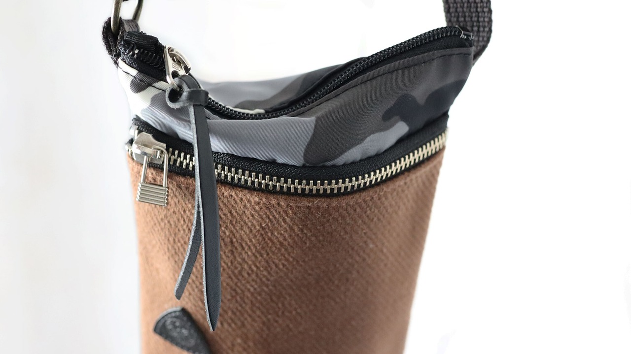 サコッシュ / Hemp cotton pocket sacoche /チョコ ブラウン & カモフラージュ