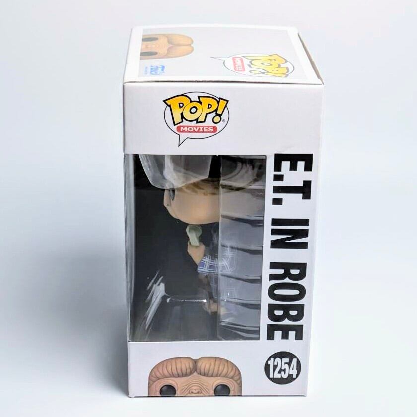 ☆US直輸入☆ FUNKO 【 POP! MOVIE VINYL FIGURE E.T. IN ROBE 40周年