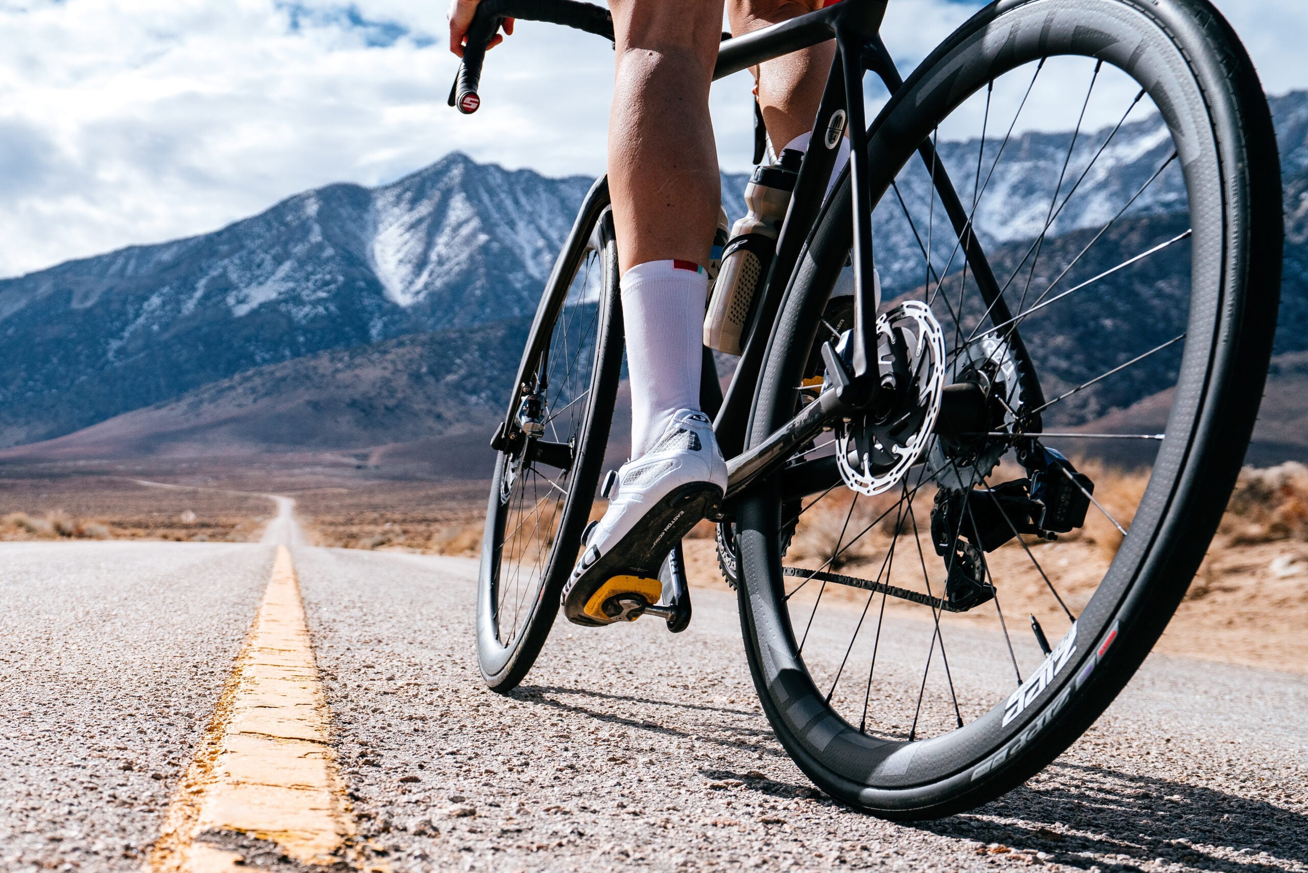 ZIPP(ジップ)303 Firecrest Tubeless Disc | スズパワー online ZIPP(ジップ)303 Firecrest Tubeless Disc | スズパワー online