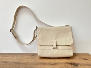 COMON | だれでもショルダーバッグ L アイボリー