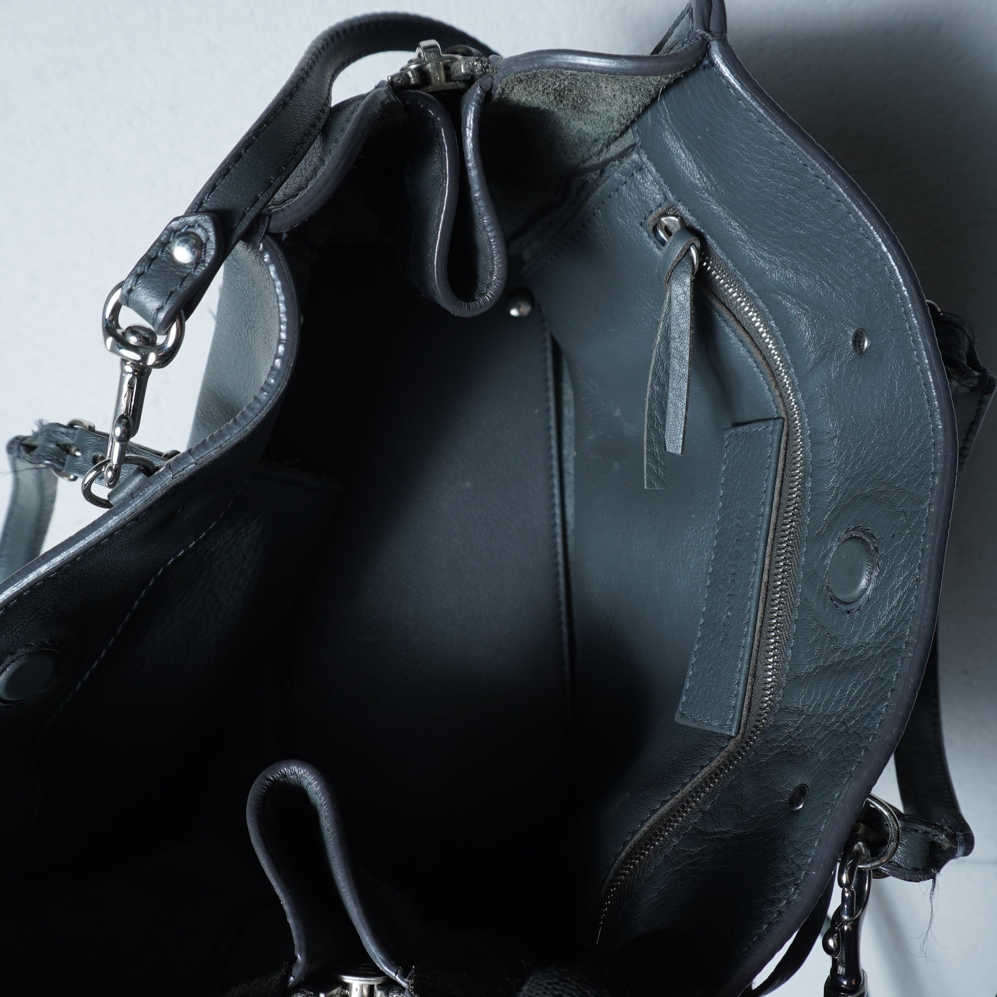 BALENCIAGA】バレンシアガ ペーパーレザー2WAYショルダーバッグ gray